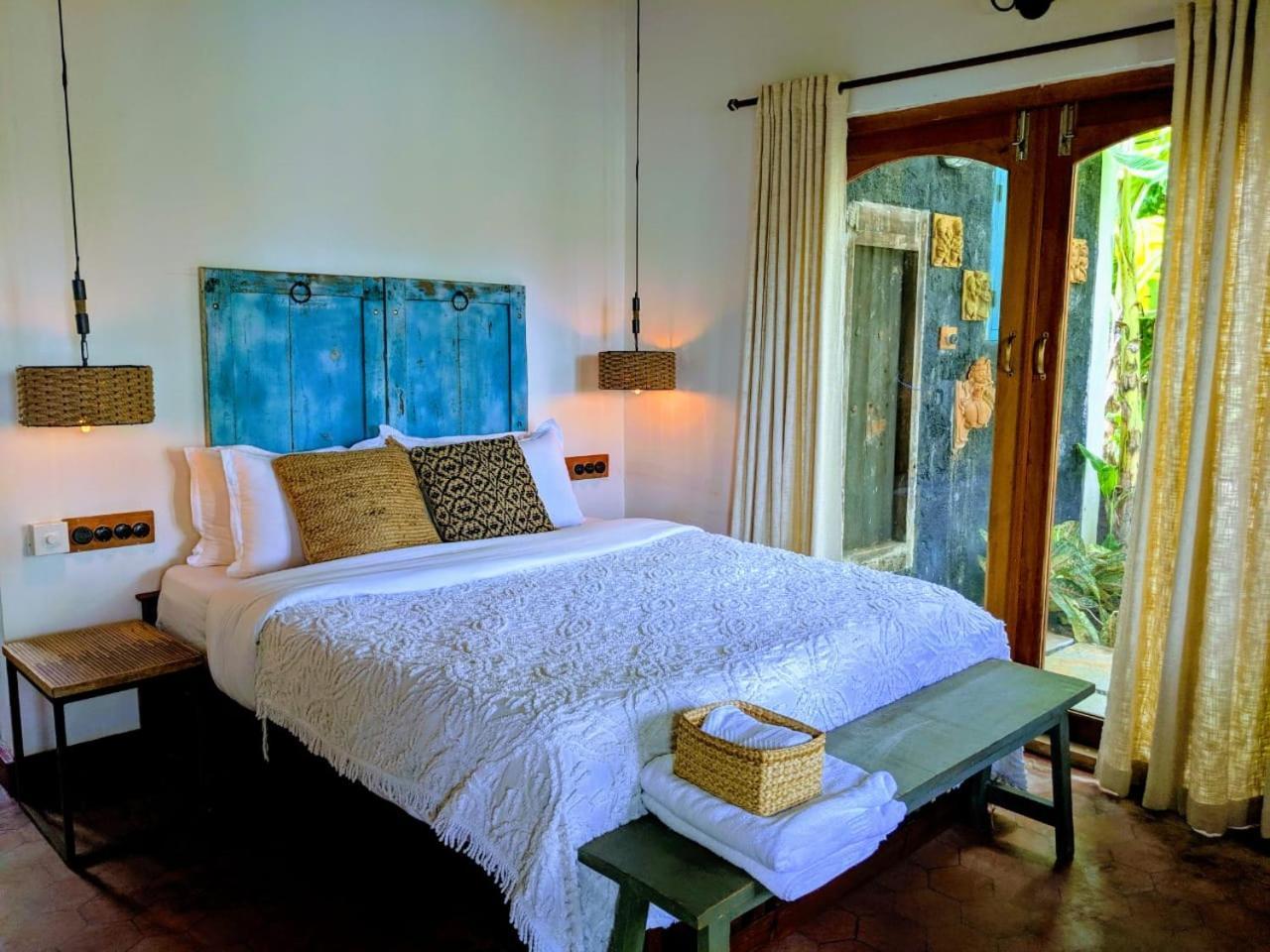 Sunsets And Palm Trees Bed & Breakfast Alappuzha Екстериор снимка