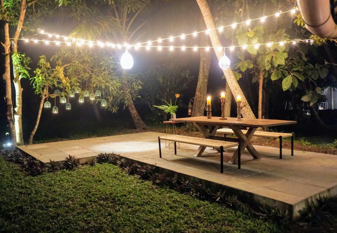 Sunsets And Palm Trees Bed & Breakfast Alappuzha Екстериор снимка